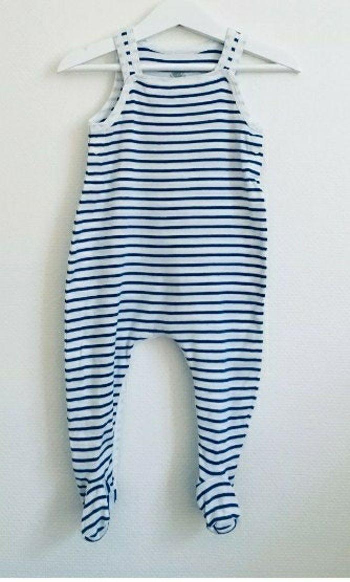 Petit bateau / combinaison 12 mois - photo numéro 1