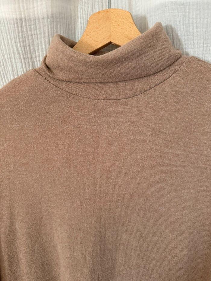 robe pull camel col roulé Zara - Taille 36 (S) - photo numéro 2