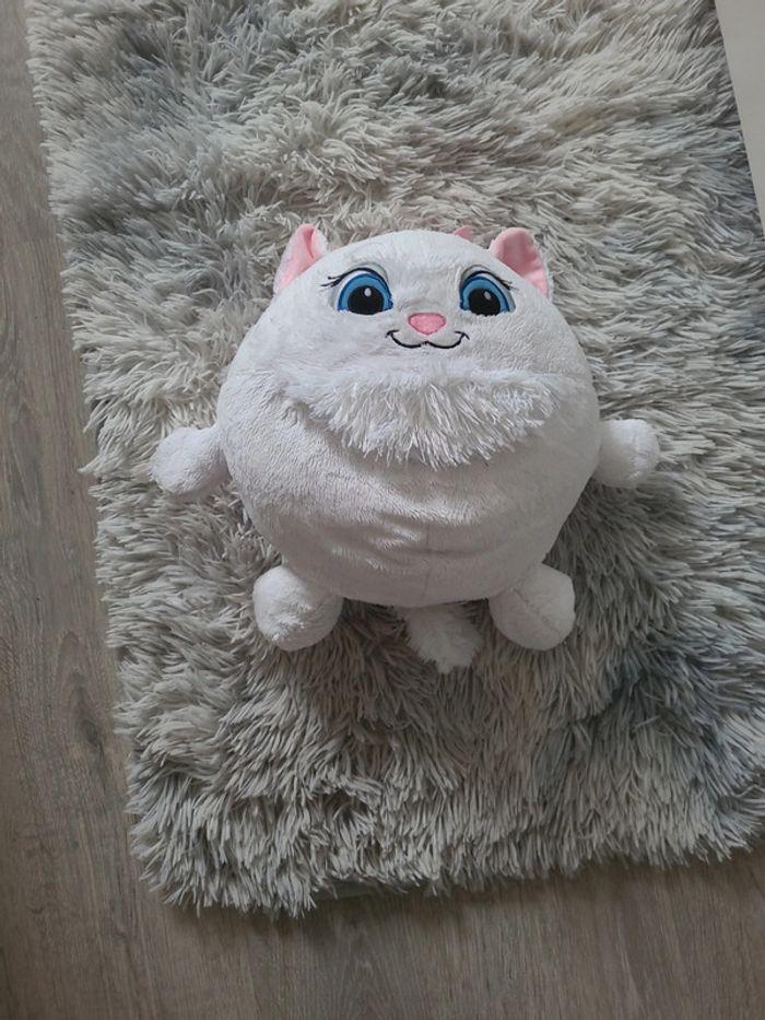 Peluche boule Marie