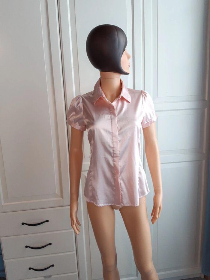 Chemise blouse marque city taille 36 S rose poudré métallisé - photo numéro 3