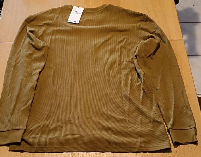 NEUF : Bonobo T-shirt col rond vert olive M - photo numéro 7