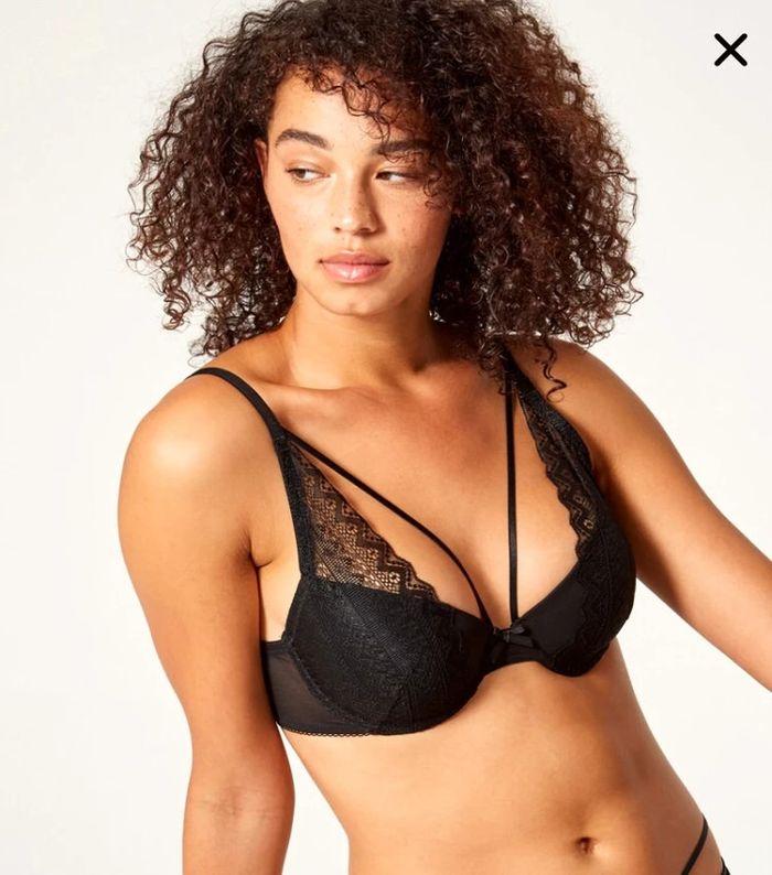 Soutien-gorge ampliforme Noir - photo numéro 1