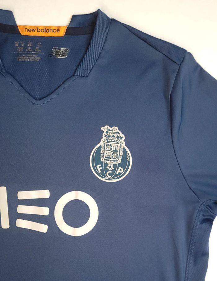 Maillot de football Extérieur FC Porto 2020/2021 new balance taille 12-13 ans en très bon état - photo numéro 3