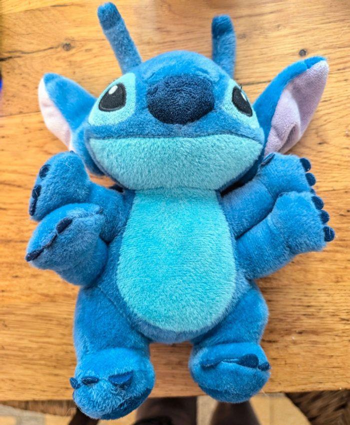 Peluche Stitch - photo numéro 1