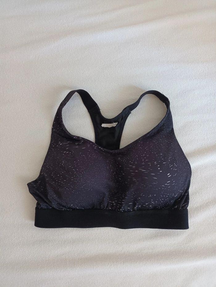 Brassière de sport taille S - photo numéro 1