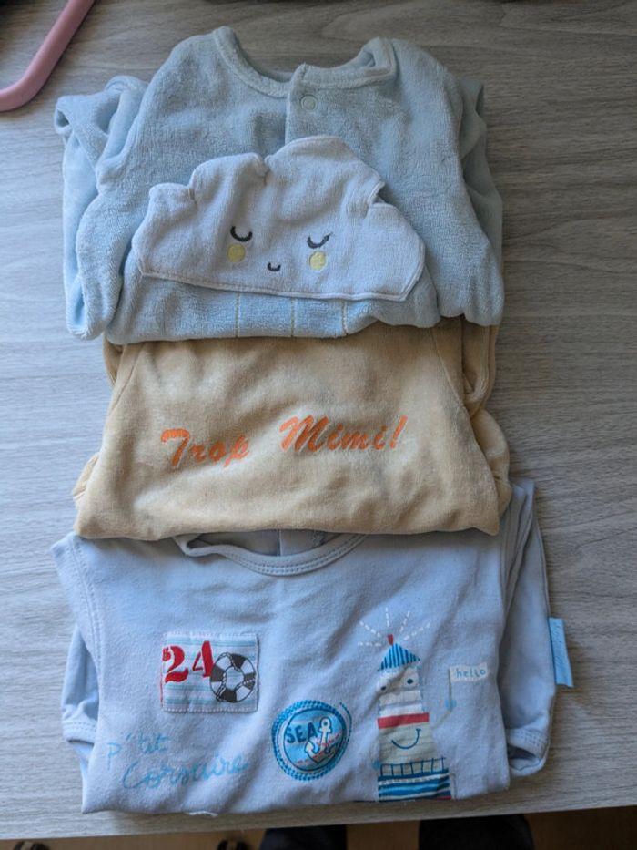 Lot de 3 pyjamas - photo numéro 1