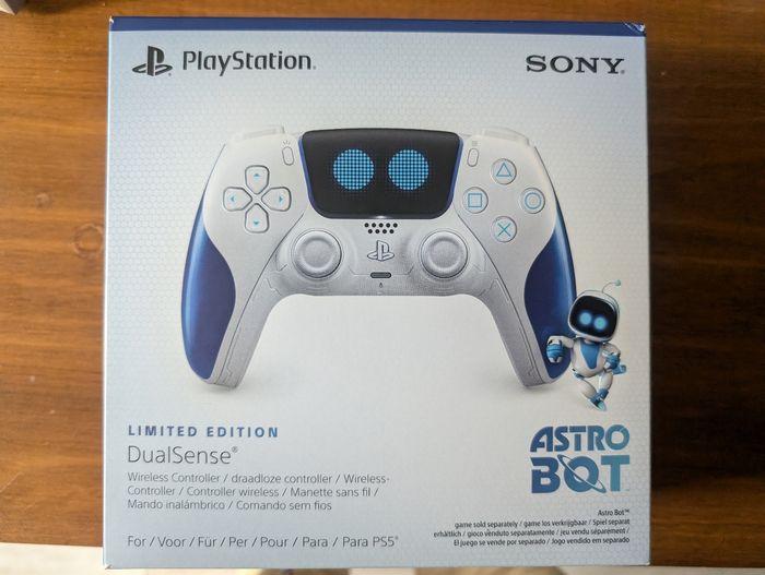 Manettes Sony PlayStation 5 Dualsense Astro Bot Édition Limitée neuf scellé garantie - photo numéro 1