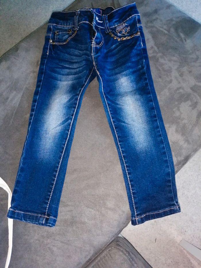 Jeans 2 ans - photo numéro 1