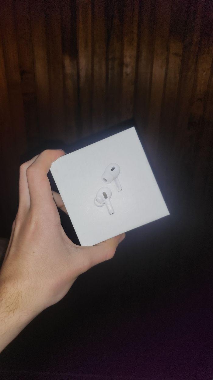 Airpods Pro 2e génération - photo numéro 4