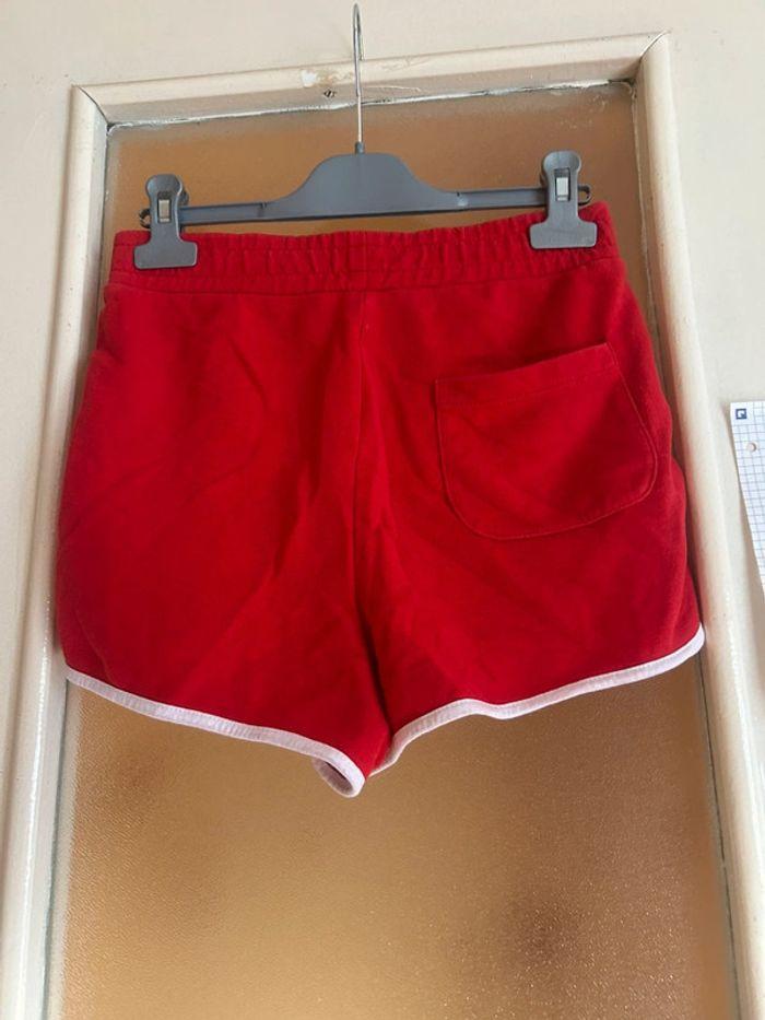 Short de sport rouge - photo numéro 2