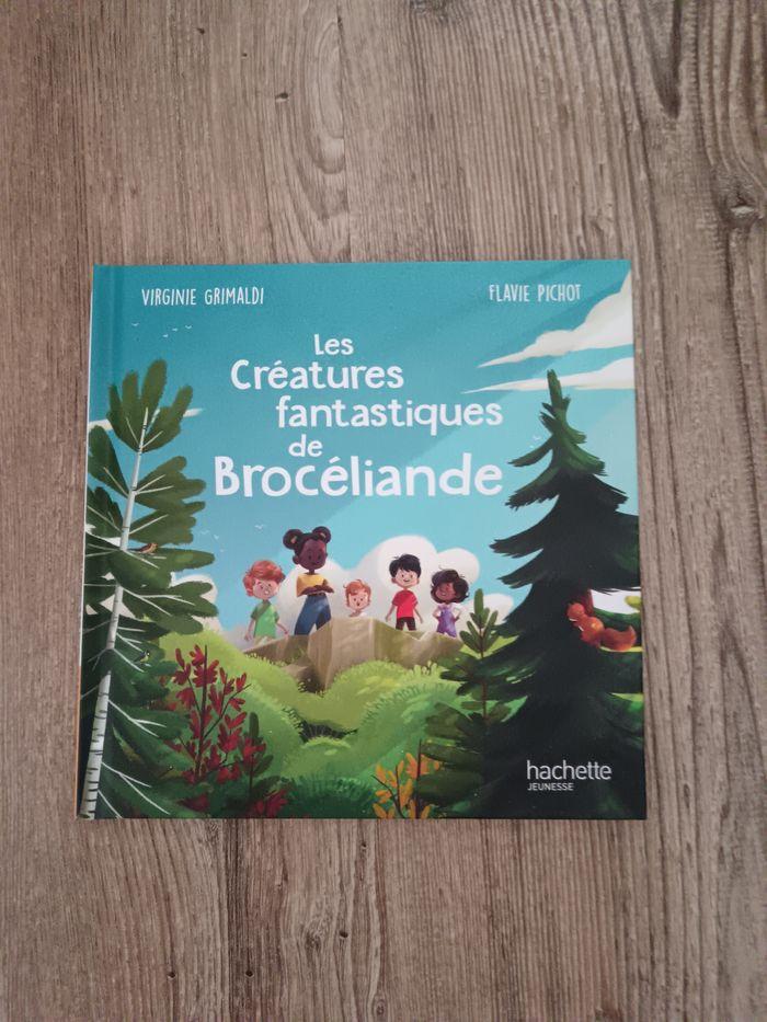 Livre les creatures fantastiques de broceliande - photo numéro 1