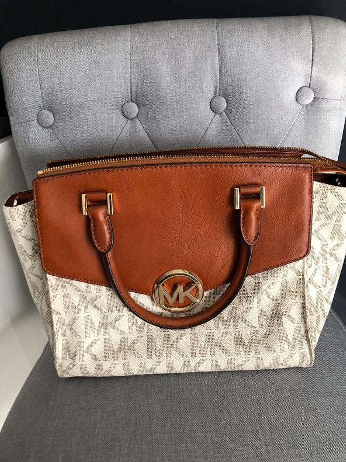 Magnifique sac à main Michael kors - photo numéro 2