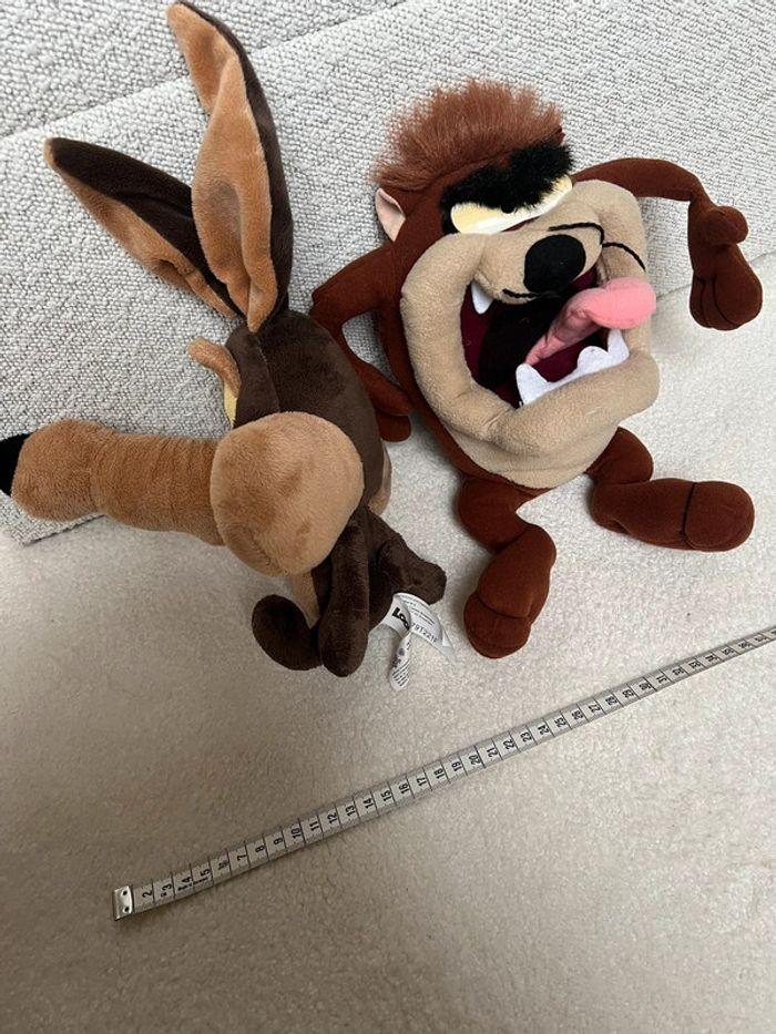 Lot 2 peluches Looney Tunes - photo numéro 6