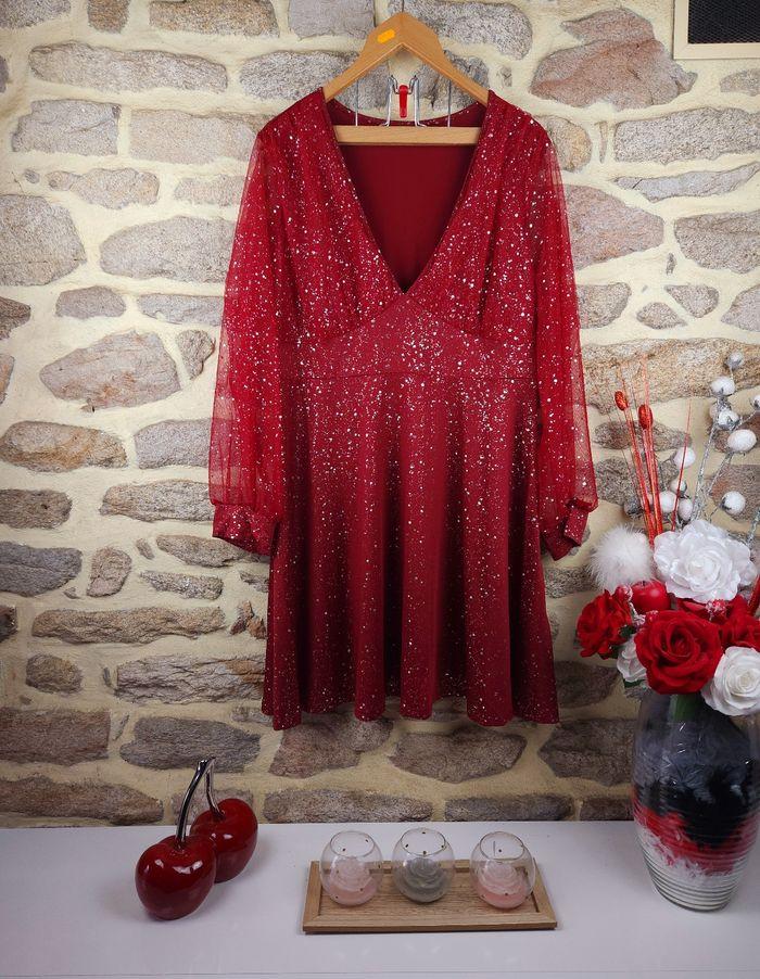 Robe de soirée rouge pailleté argenté Femme taille 54 marque Asos 🍬 - photo numéro 1