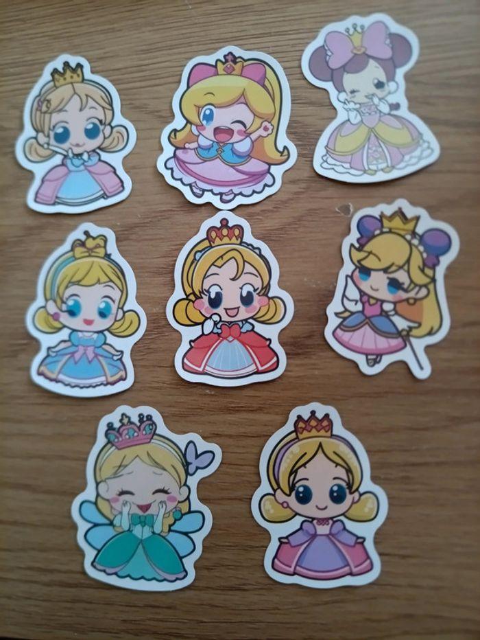 Lot de 8 stickers princesses neuve