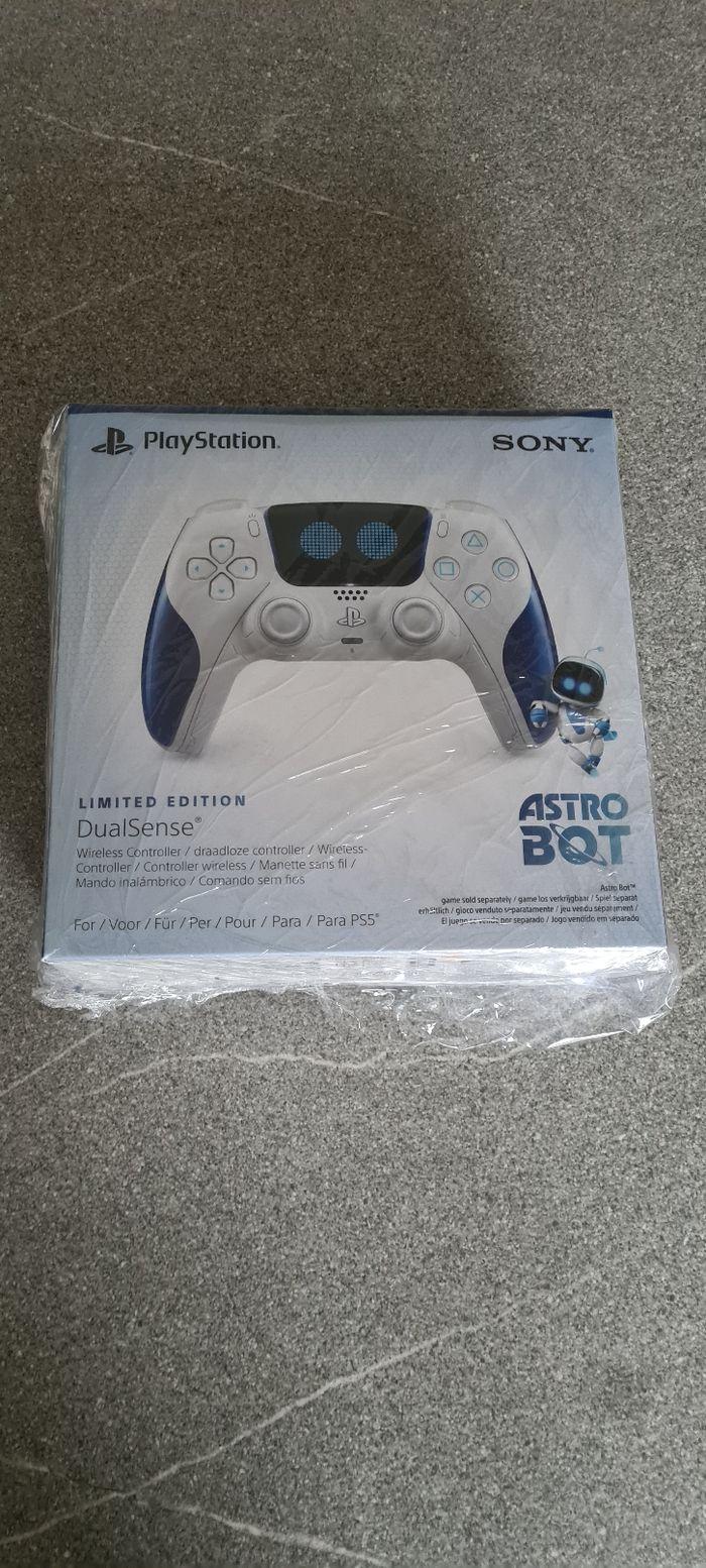 Manette ps5 sans-fil DualSense  Édition Limitée  Astro Bot - photo numéro 8