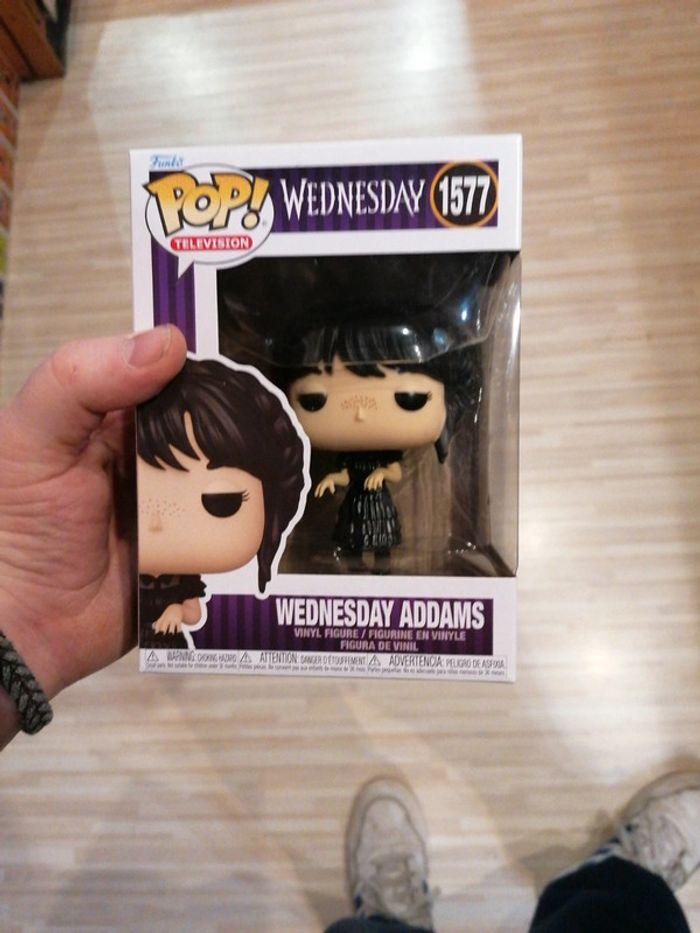 Figurine funko pop Wednesday Addams 1577 - photo numéro 1