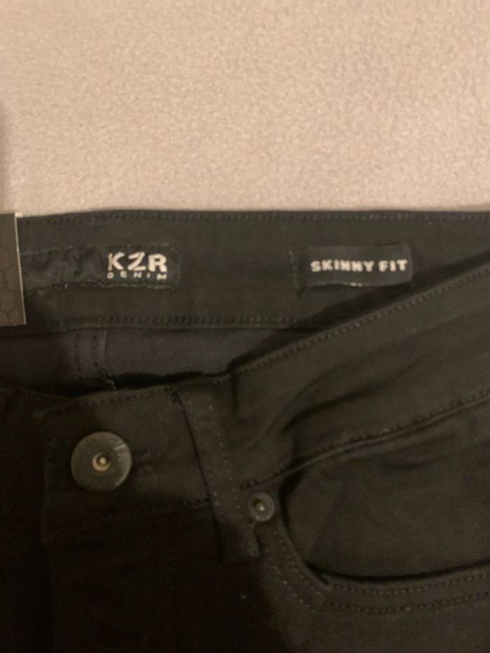 Jeans neuf avec étiquette kzr homme - photo numéro 2