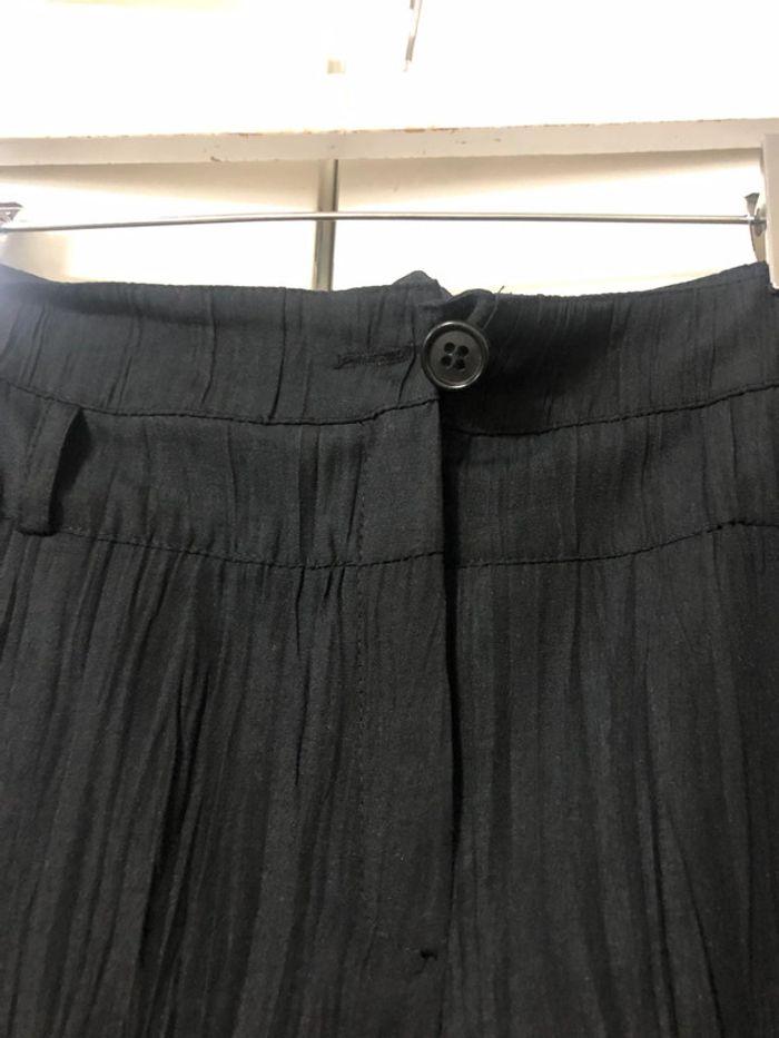 Pantalon large léger plissée . Taille 40 - photo numéro 2