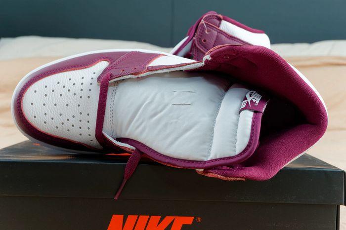 Nike Air Jordan 1 High "Bordeaux" - photo numéro 3