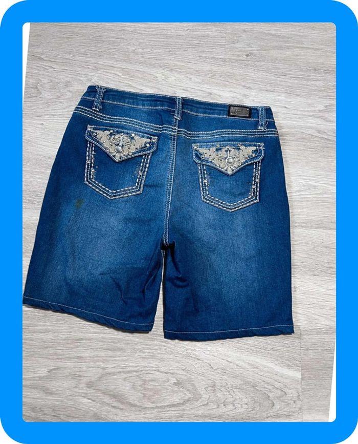 🩳 Short vintage brodé en jean Bleu Earl Jean Taille S-M 🩳 - photo numéro 1