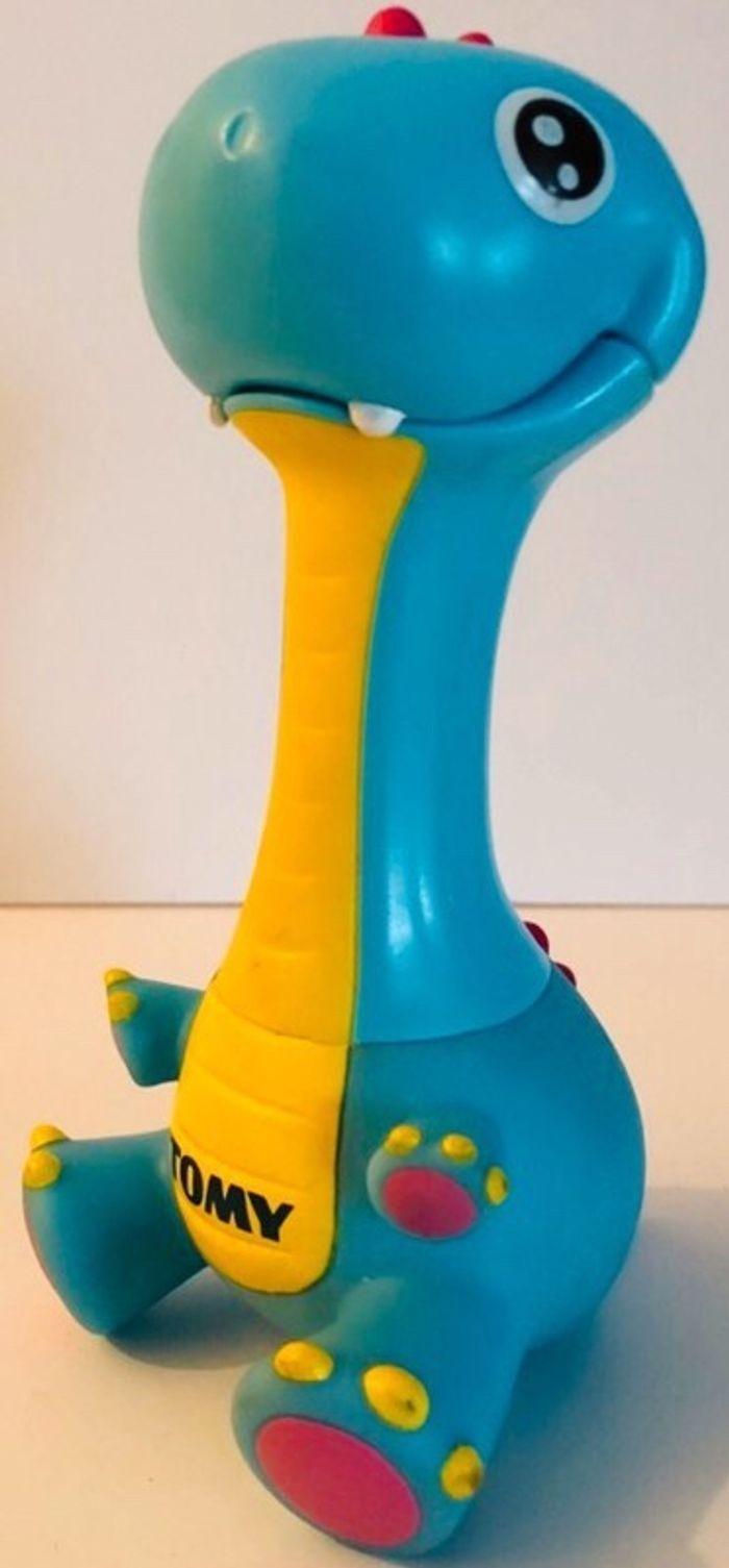 Tomy Agito Dino dinosaure sonore interactif hochet sensoriel dès 6 mois lot SOP77 - photo numéro 2