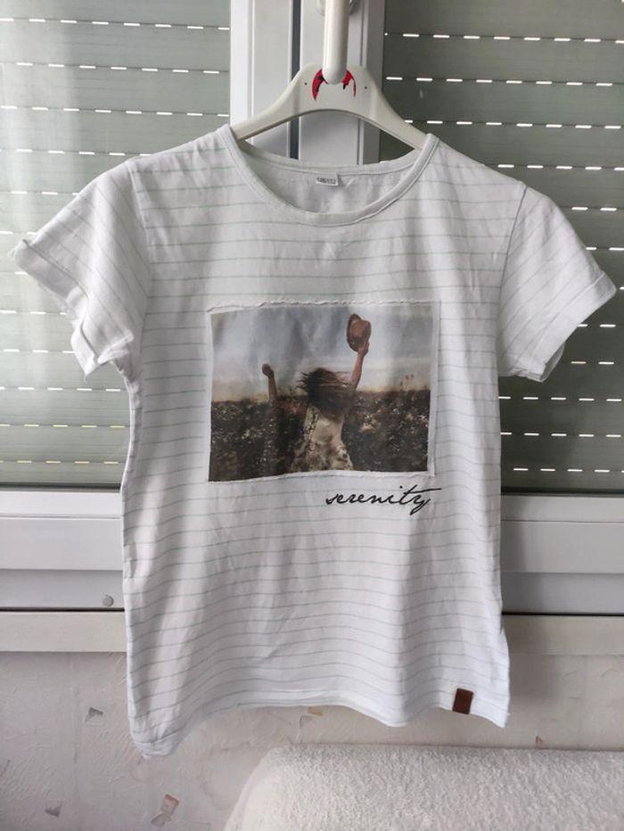 T-shirt taille 12 ans - photo numéro 1