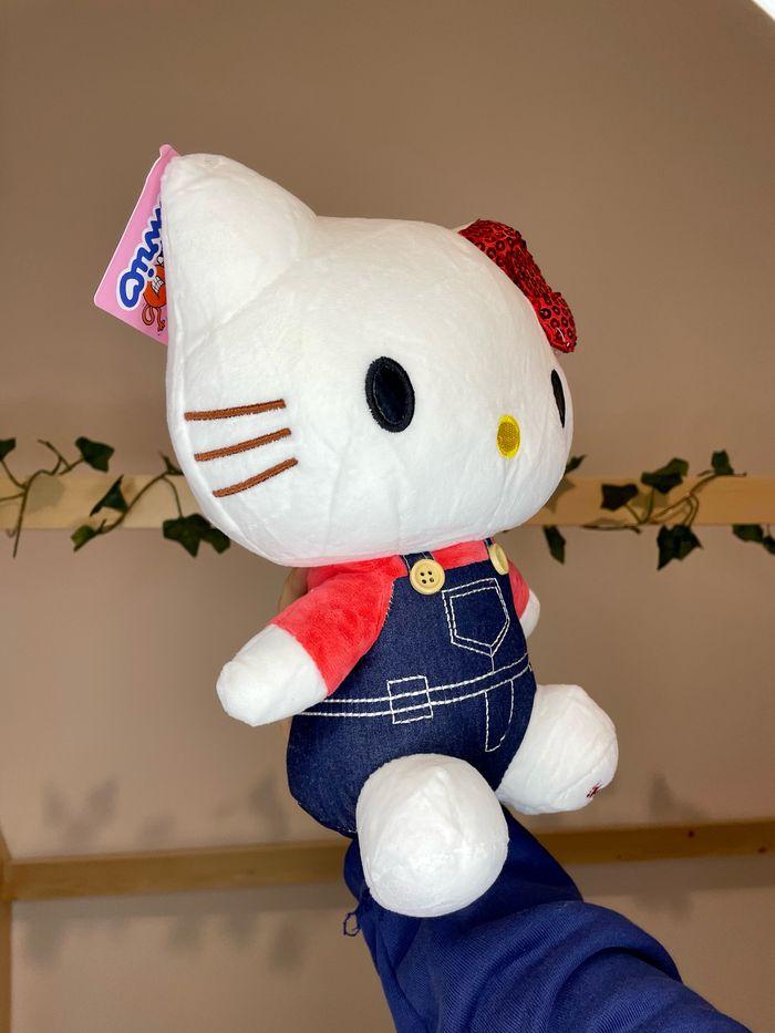 Peluche Hello Kitty en salopette, lacet pailleté - photo numéro 5