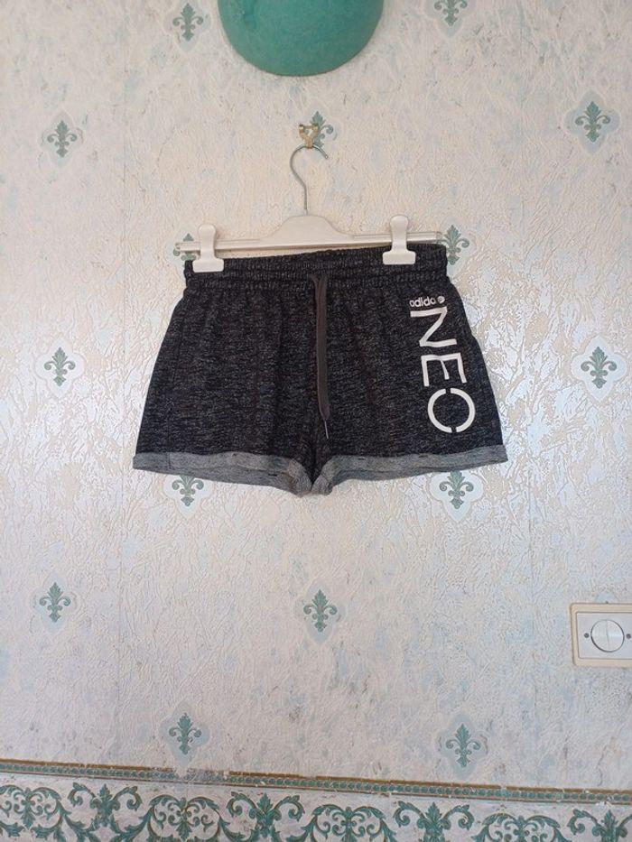 Short Adidas néo xs - photo numéro 1