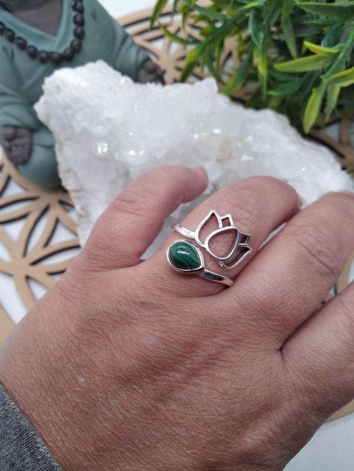 Bague lotus malachite - photo numéro 1