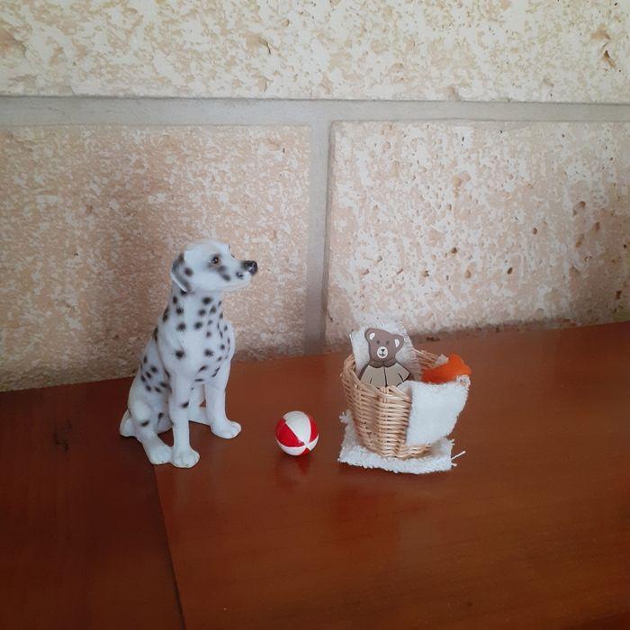 Figurine Chien Dalmatien + Panier de jouets - photo numéro 1