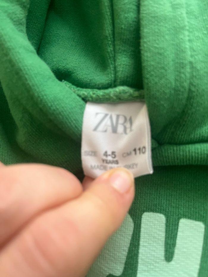 Sweat à capuche 4/5 ans vert Zara - photo numéro 2