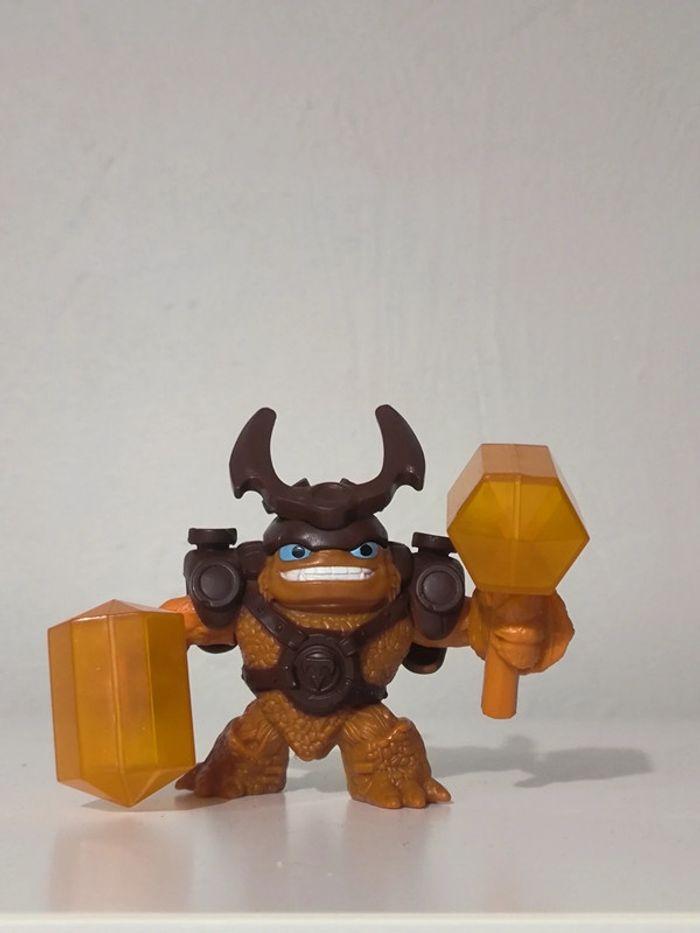 McDonald's jouet 2015 Skylanders Giant wallop 9 cm - photo numéro 1