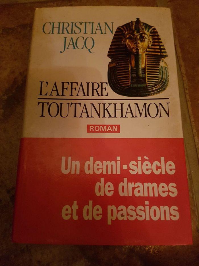 Christian Jacq "L'affaire Toutankhamon" - photo numéro 1