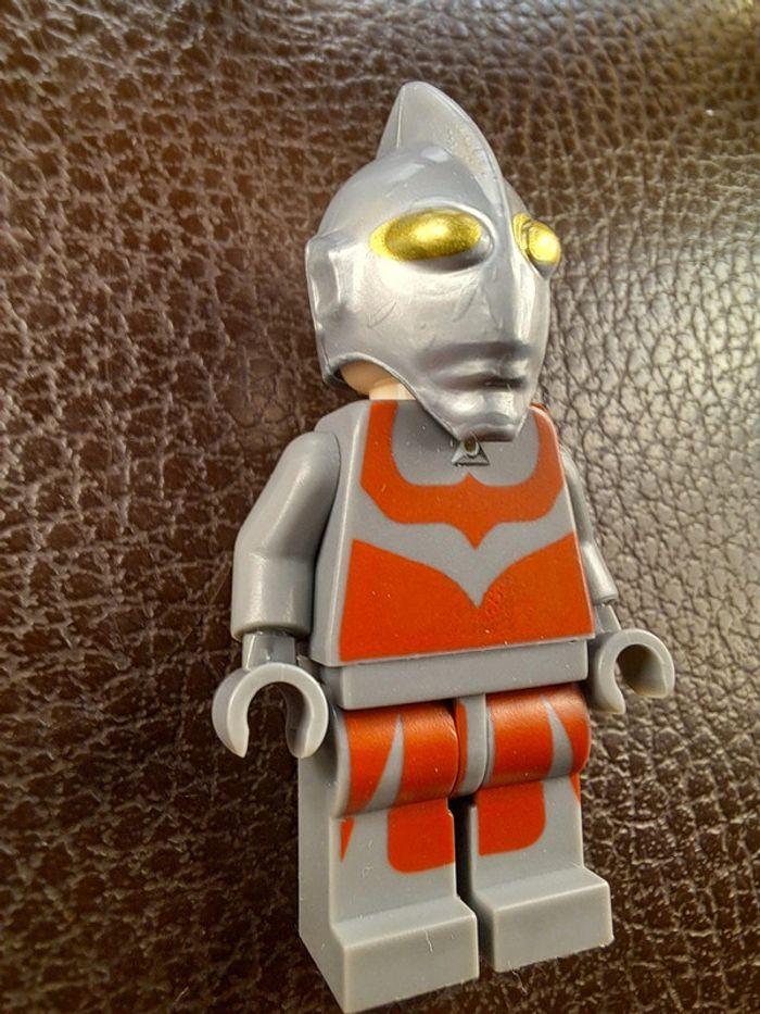 Figurine Lego compatible Ultraman - photo numéro 3