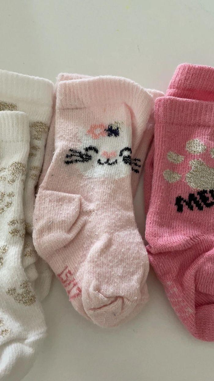 Lot 4 chaussettes 15-17 - photo numéro 3