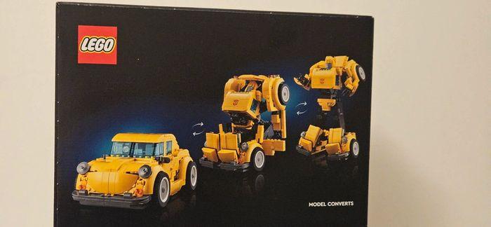 Lego Icons 10338 Transformers Bumblebee - photo numéro 7