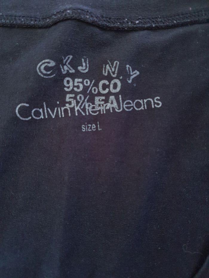 Tee-shirt calvin klein - photo numéro 3