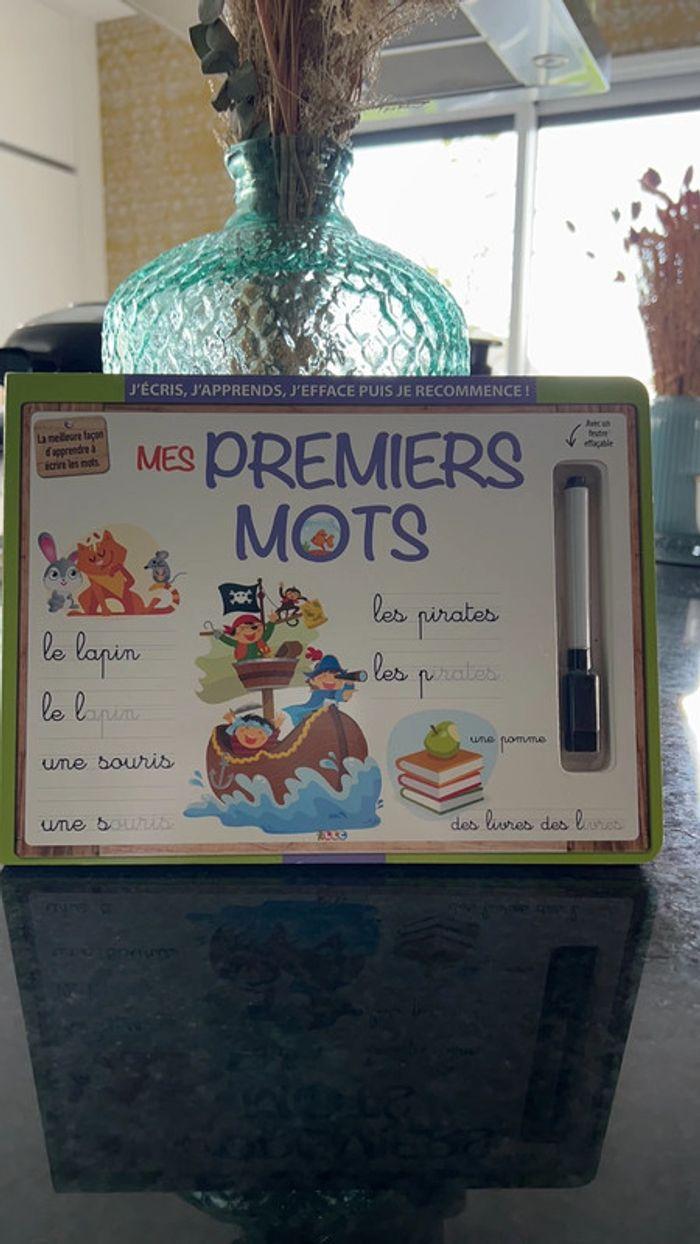 Mes premiers mots livre - photo numéro 1