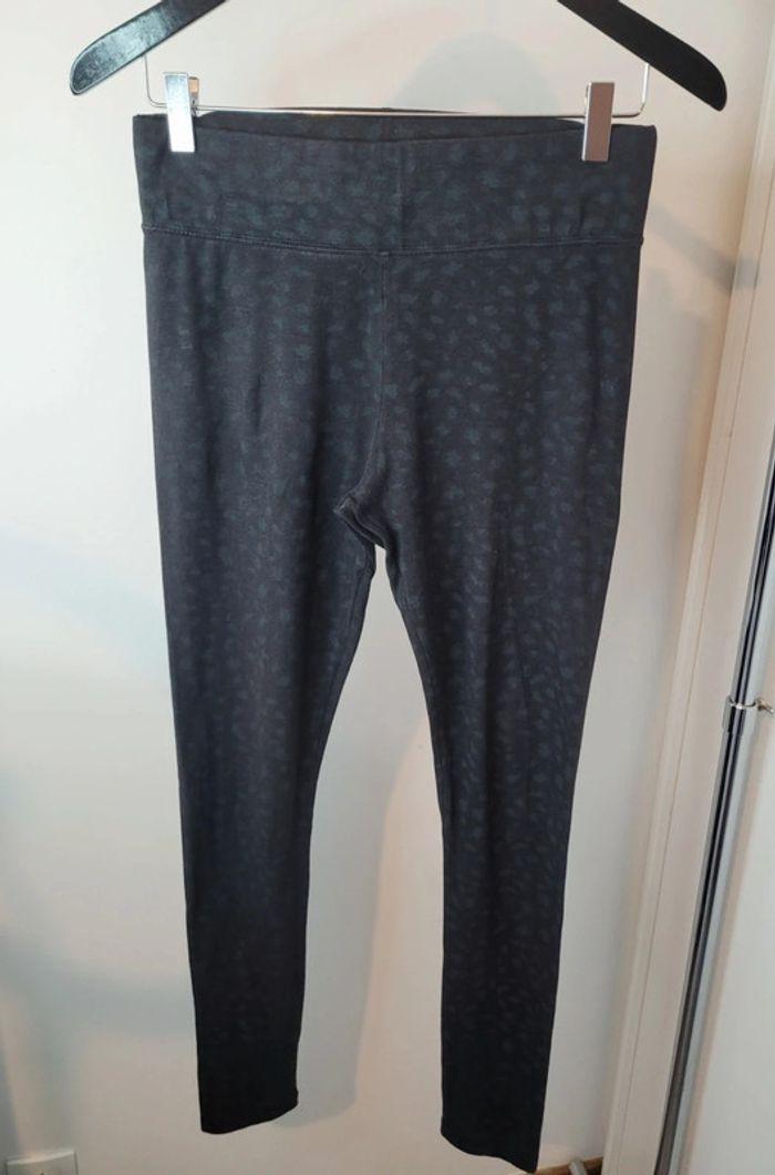 Joli legging H&M taille S (36) - photo numéro 1