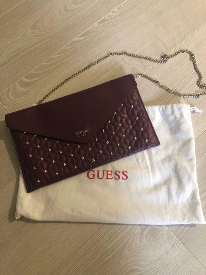 Pochette guess - photo numéro 1