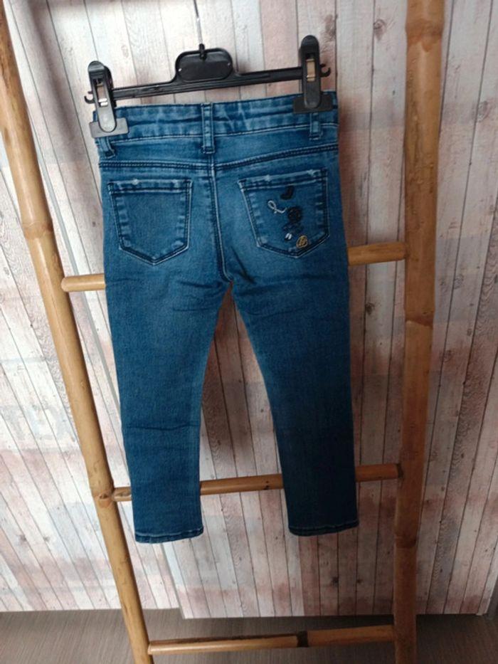 👖 jean fille taille 3 ans très bon état très mimi🥰 👖 - photo numéro 4