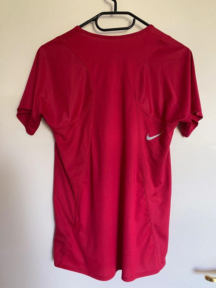 Teeshirt de sport femme Nike - photo numéro 2