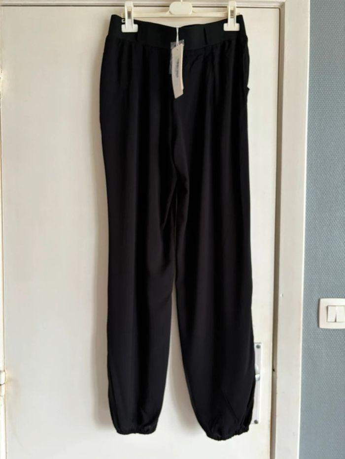 Pantalon fluide noir neuf - photo numéro 1