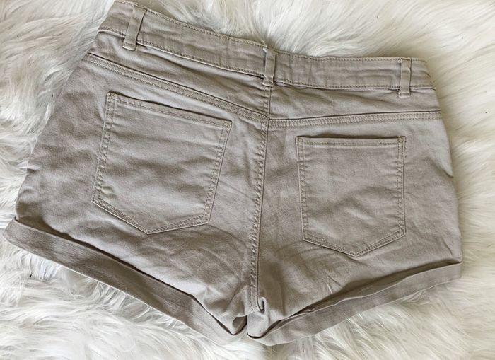 Short en jean crème - photo numéro 2