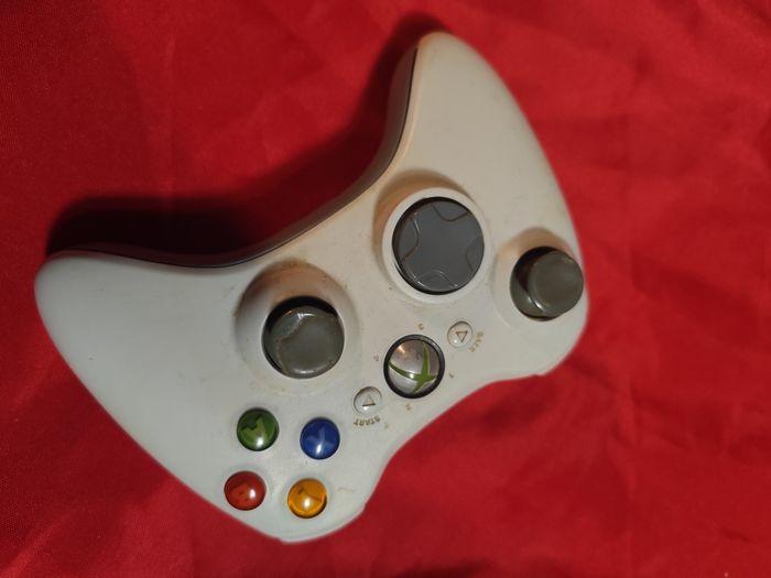 Manette Xbox - photo numéro 1