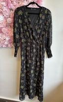 Robe longue Zara noire en popeline fleuris taille S