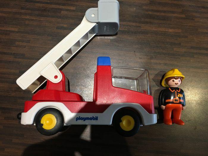 Camion de pompier et pompier 6967 Playmobil 1.2.3 - photo numéro 2