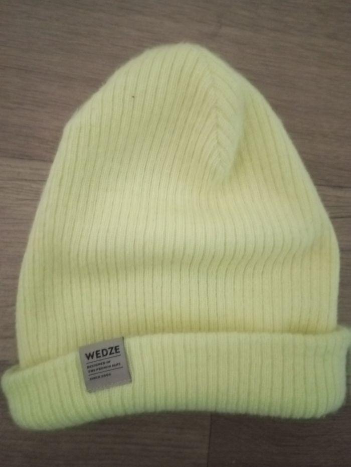 Bonnet mixte. Couleur : ( fluo) . Taille : unique . - photo numéro 3