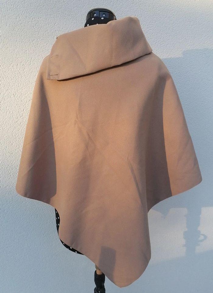 Cape en laine beige Taille Unique - photo numéro 4